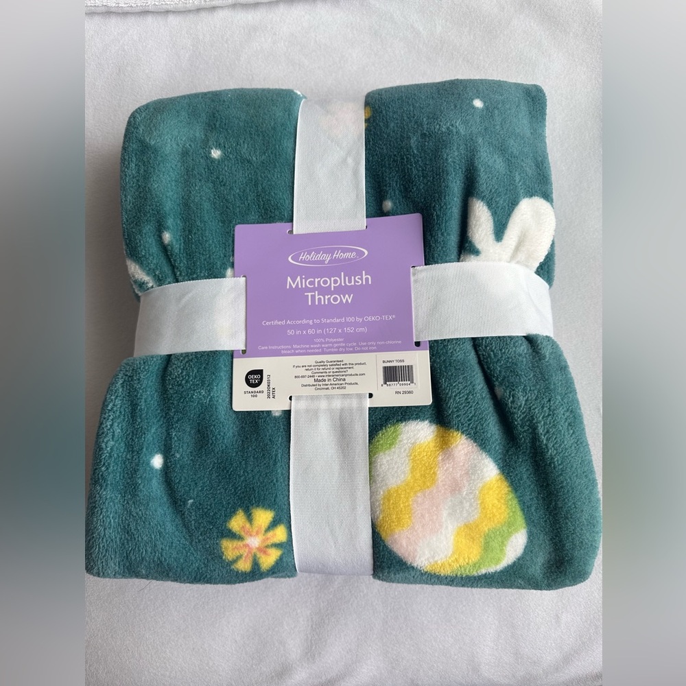 Holiday Home Microplush Throw Blanket